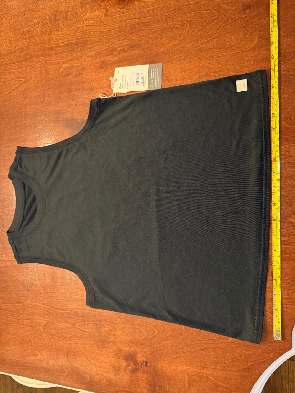 Vuori Energy Top Long Small Black Heather Halo Performance Tank